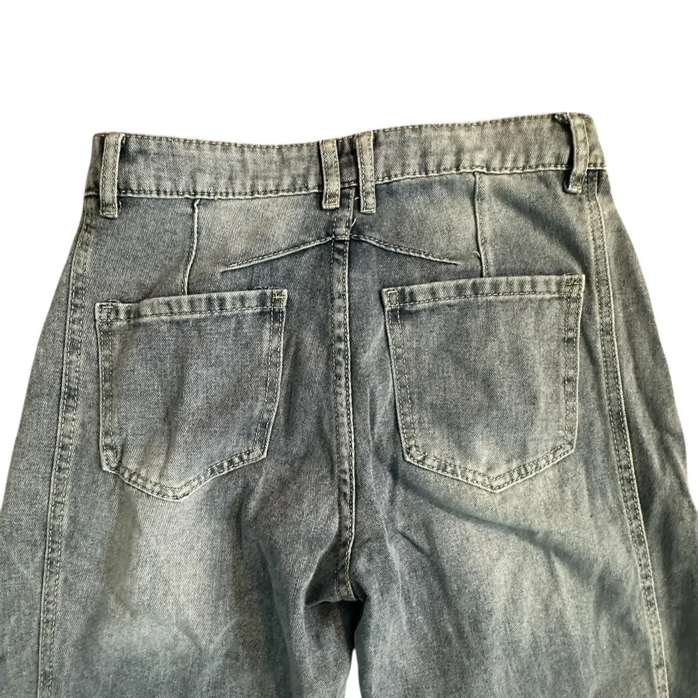A405 Horseshoe Barrel Jean Medium wash Midrise Sz 26 Small